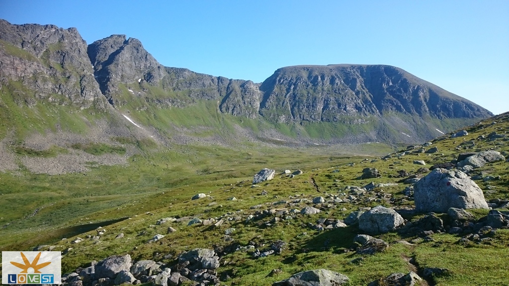 Tretinden og Nonsfjellet